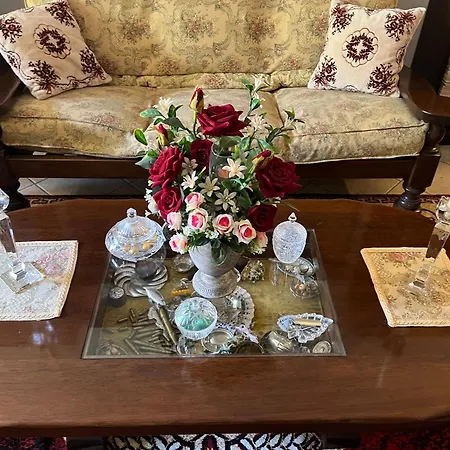 Grace's House לינה וארוחת בוקר 3*