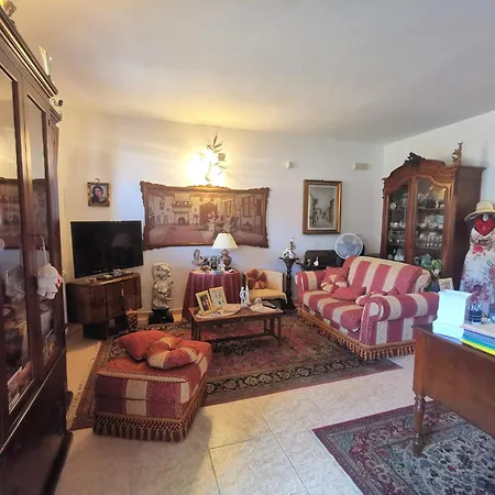 Grace's House לינה וארוחת בוקר