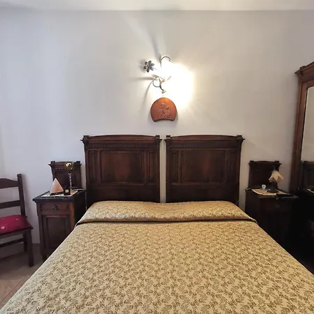 Grace's House לינה וארוחת בוקר